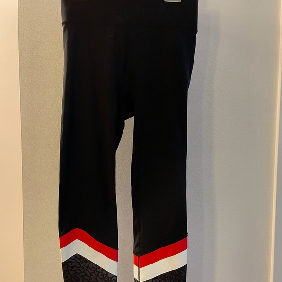 All Access Colorblock (red/wt/leopard) leggings-Sm - Picture 1 of 2